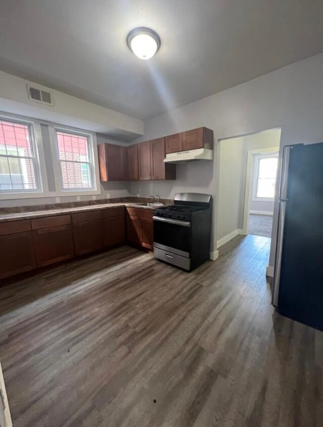 3 Underwood St, Newark, NJ 07106 House Rental in Newark, NJ