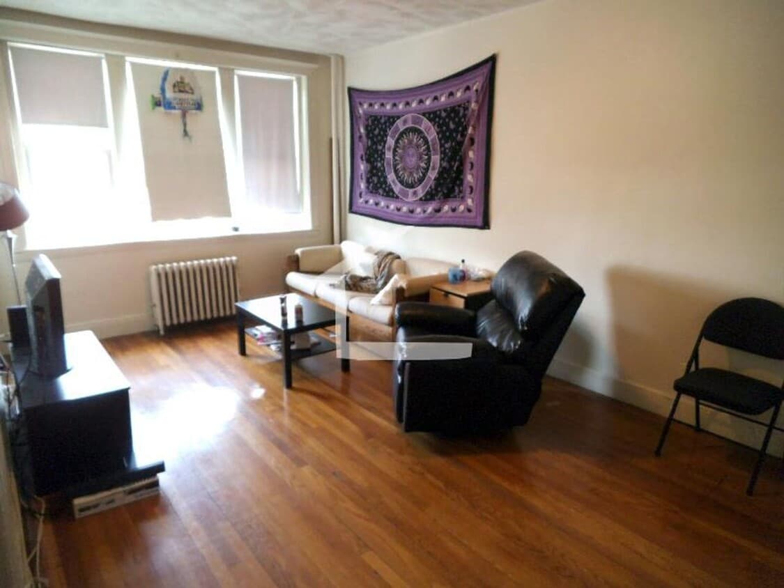 Photo - 1820 Commonwealth Ave
