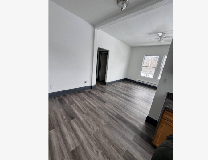 Foto principal - 8403 Detroit Ave
