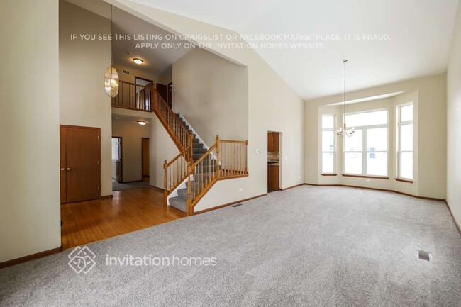 Foto del edificio - 16464 Coventry Ln