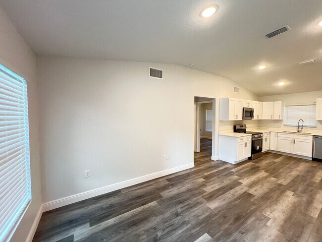 Foto del edificio - GREAT 3 BD/2BA Home in Ocala!!