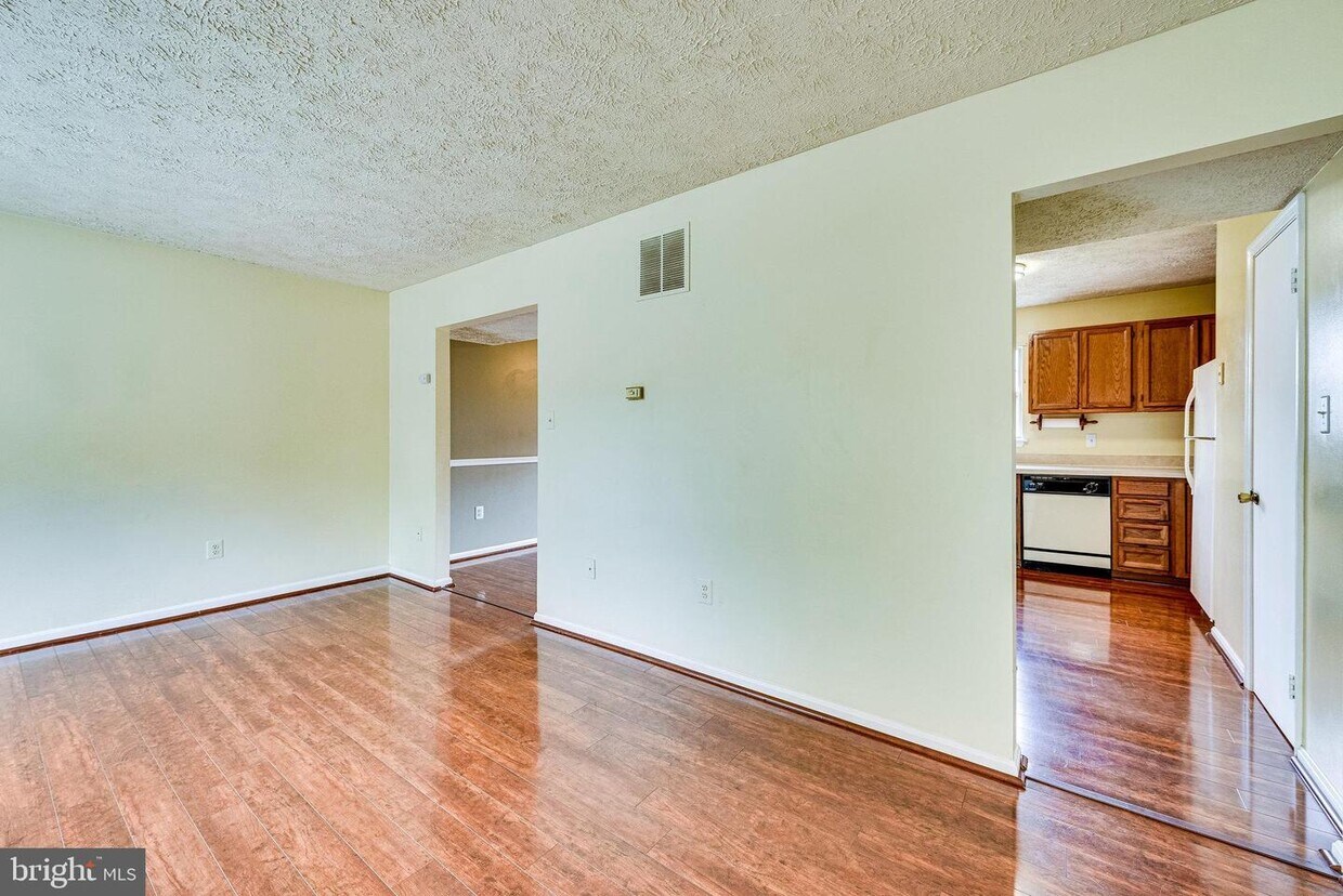 8632 Swann Ct, Manassas Park, VA 20111 Townhome Rentals in Manassas