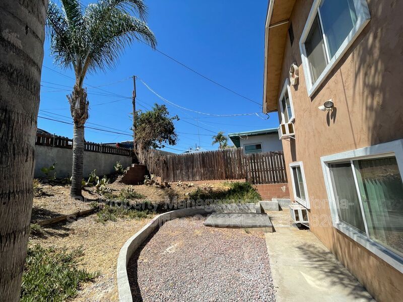 Primary Photo - 2657 Buena Vista Ave