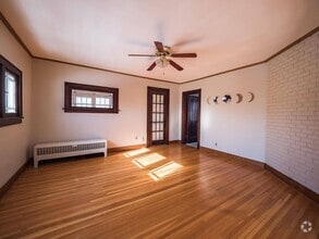 Building Photo - 1214 Avon St