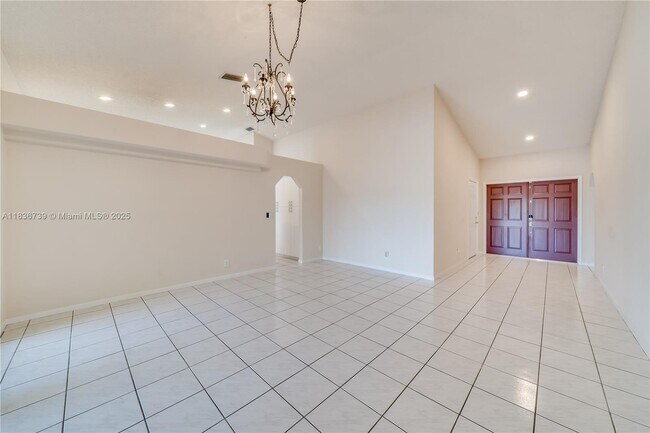 Foto del edificio - 360 NW 107th Ave