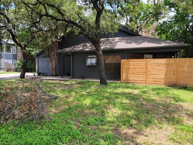 Building Photo - 8706 Schick Rd