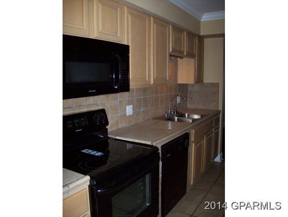 Building Photo - 1866 Quail Ridge Rd