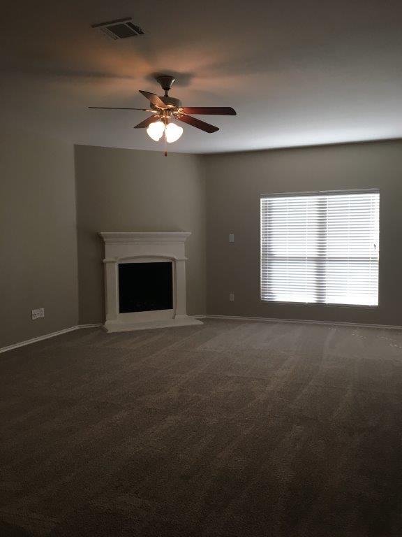 Building Photo - 1805 Katrina Ln