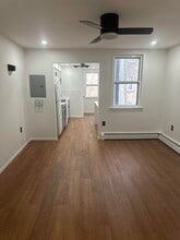 Building Photo - 107 Magnolia Ave