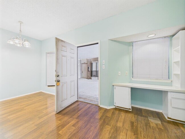Foto del edificio - 3316 Guadalupe St