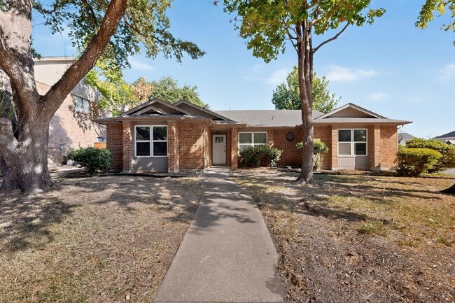 Building Photo - 7809 Cornell Dr