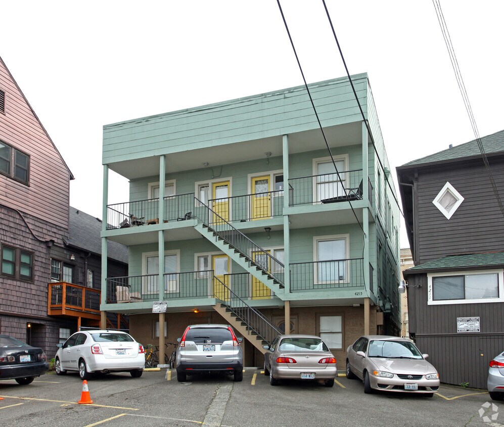 Foto del edificio - Ranice Apartments