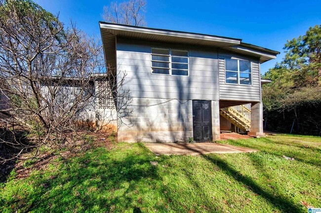 Building Photo - 1403 40th Way E