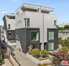 Building Photo - 3724 Vinton Ave