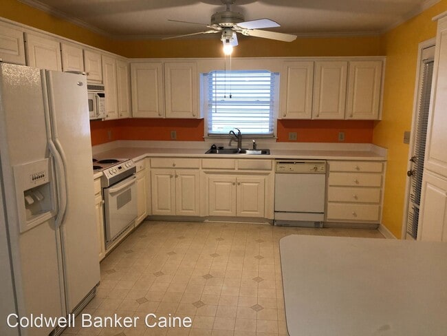 Building Photo - 3 br, 2 bath House - 5275 Pogue Street
