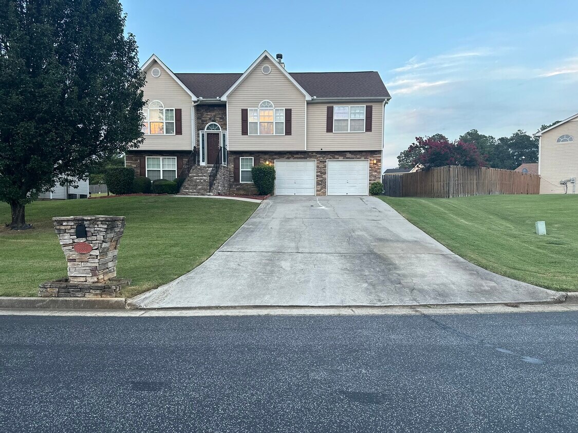 Foto principal - 3076 Cotton Indian Cir