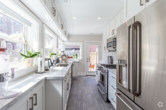 Building Photo - 2214 Flagler Pl NW