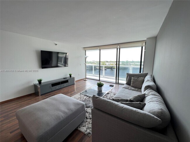 Foto del edificio - 20515 E Country Club Dr