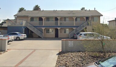 Building Photo - 1457 Holly Ave