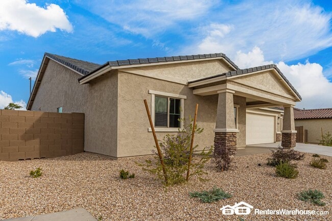 Building Photo - 12532 W Stella Ln
