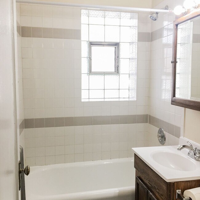 Foto del interior - 3912-28 N. Pine Grove