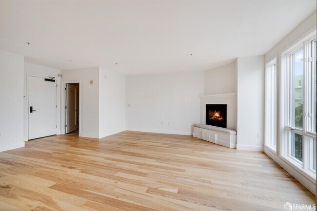 Building Photo - 8 Landers St