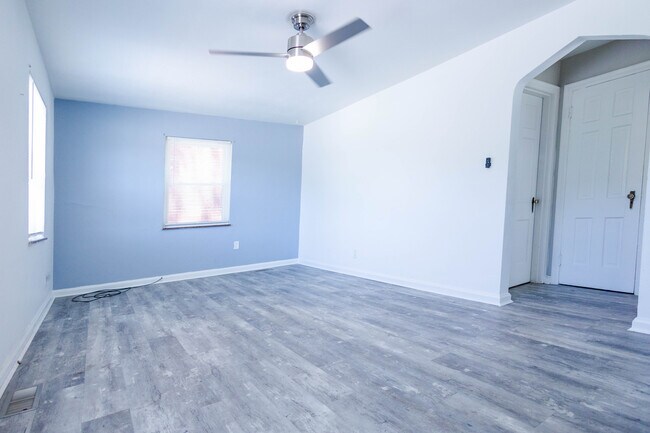 Foto del edificio - 3938 Brotherton Rd