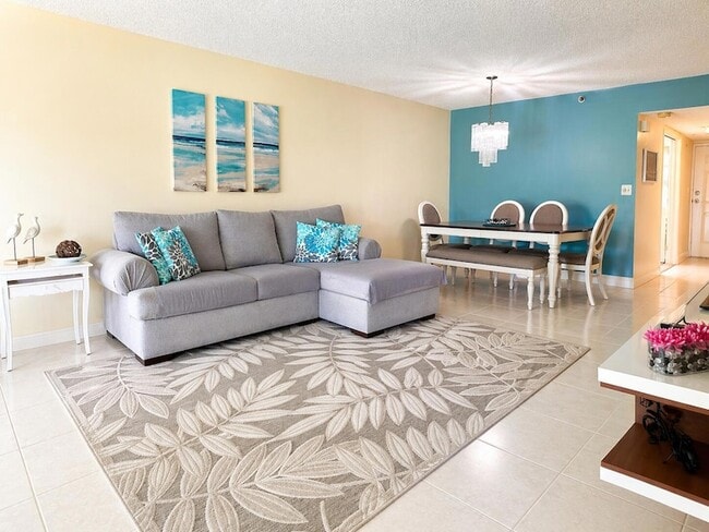 Foto del edificio - 4015 W Palm Aire Dr