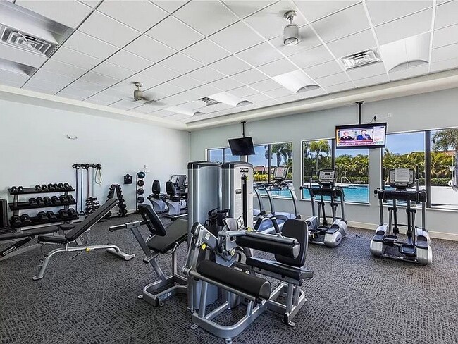 Building Photo - 19321 Nearpoint Dr