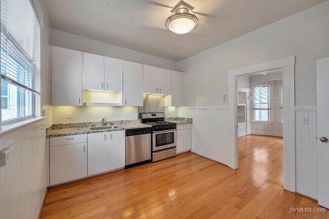 1630 California St Apartment - Image
