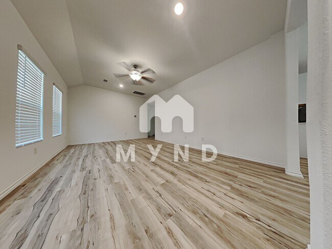Building Photo - 22423 Sonora River Trce