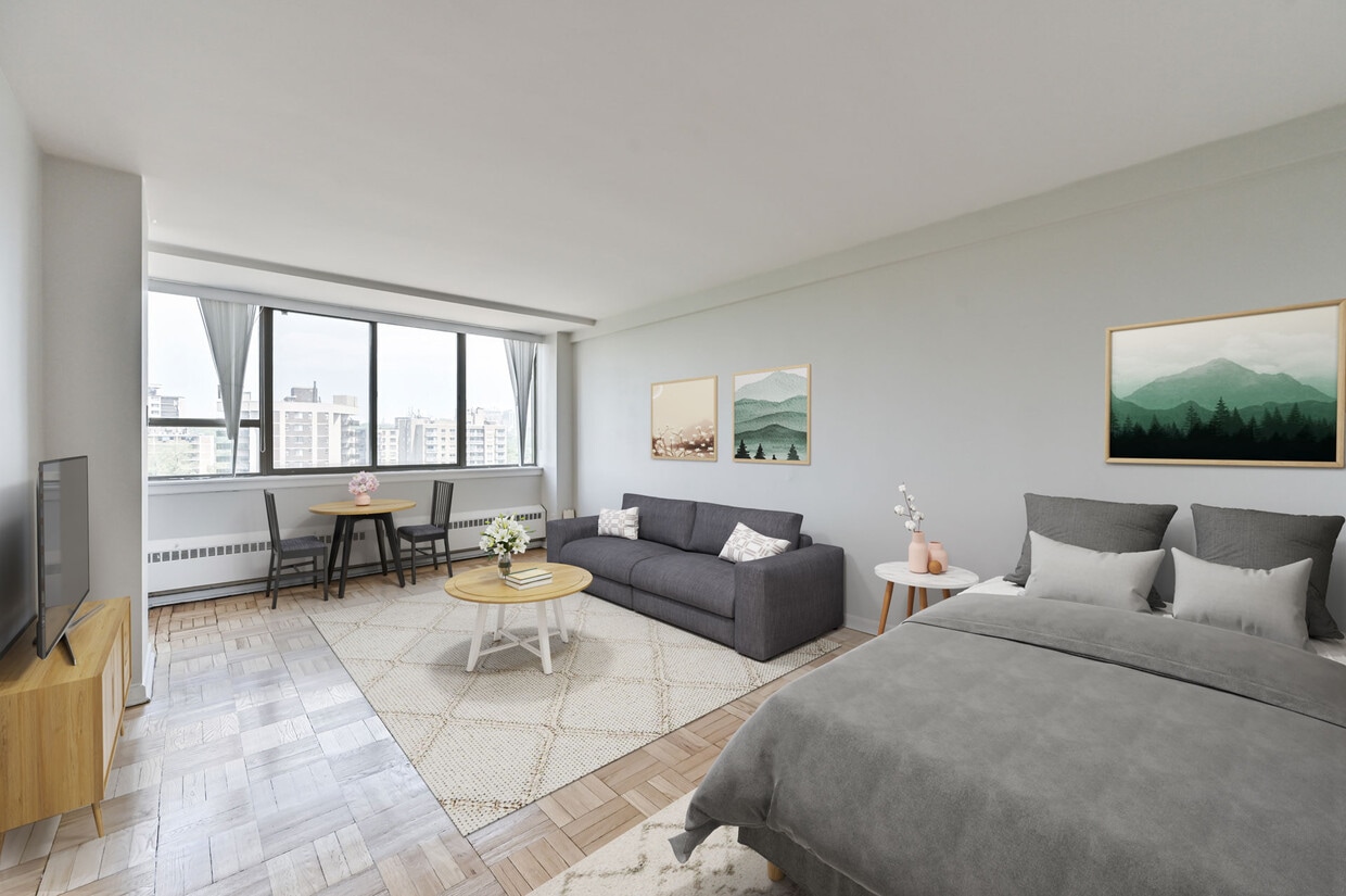 Building Photo - Skyliner