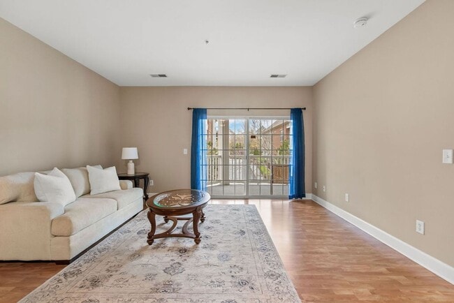 Building Photo - 8045 Bienville Dr