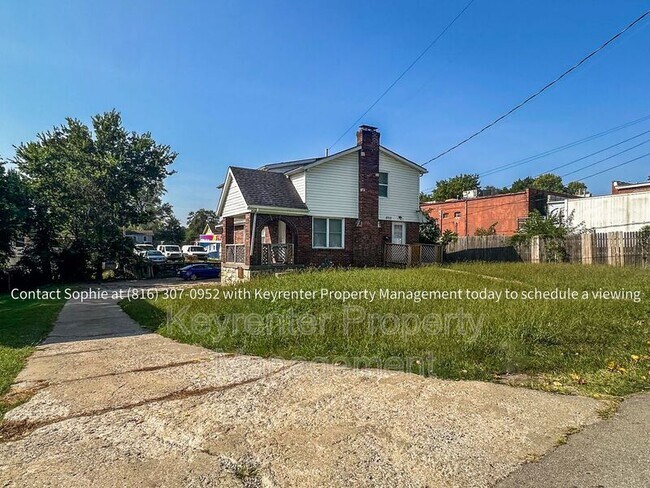 Building Photo - 3713 Wood Ave