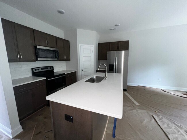 Foto del edificio - Move in Special* $500 Gift Card* 3 Bedroom...