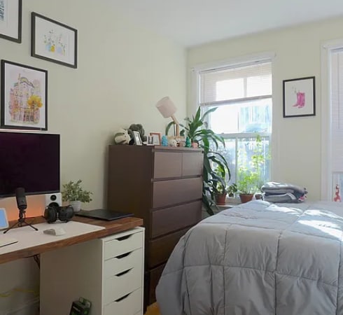 Building Photo - 3 Warwick St