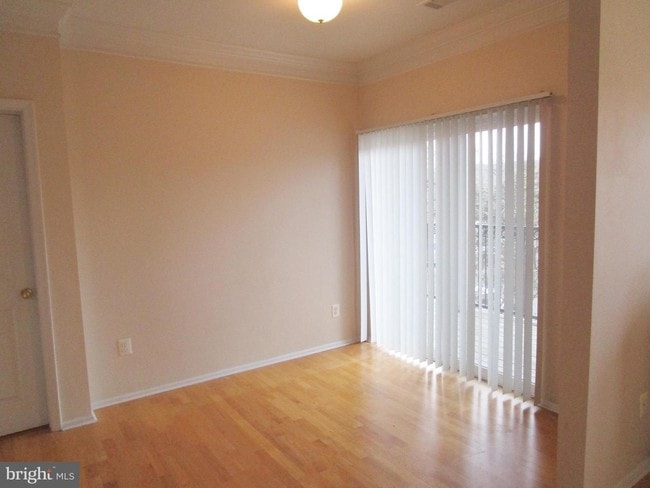 Building Photo - 1530 Spring Gate Dr.
