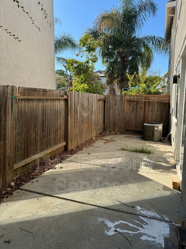 Foto del edificio - 3066 Staysail St