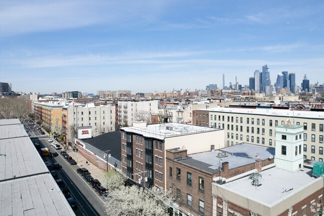 Aerial Photo - 807 Clinton St