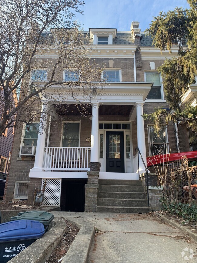 Building Photo - 3322 17th St NW