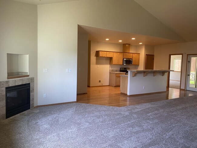 Foto del edificio - 5251 Kali St SE