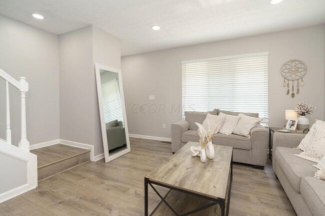 Foto del edificio - 7867 Meadowhaven Blvd