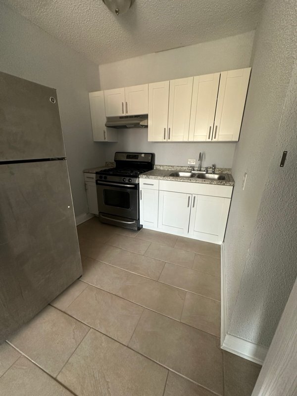 Foto del edificio - 650 E 79th St