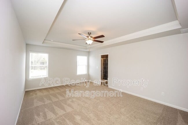 Building Photo - 17 Camellia Dr