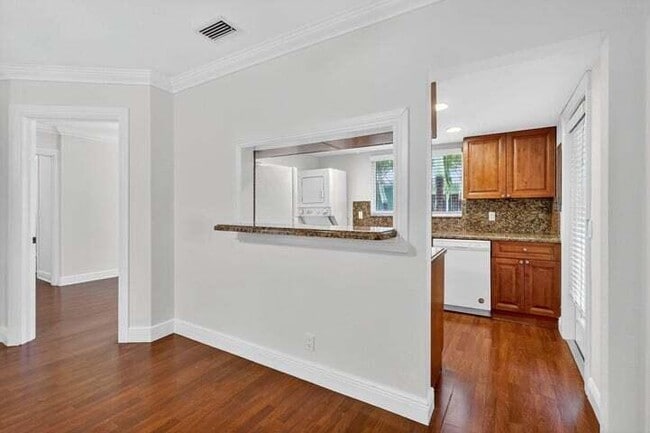 Foto del edificio - 45 SE 7th Ave