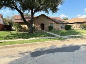 Building Photo - 2133 El Dorado Way
