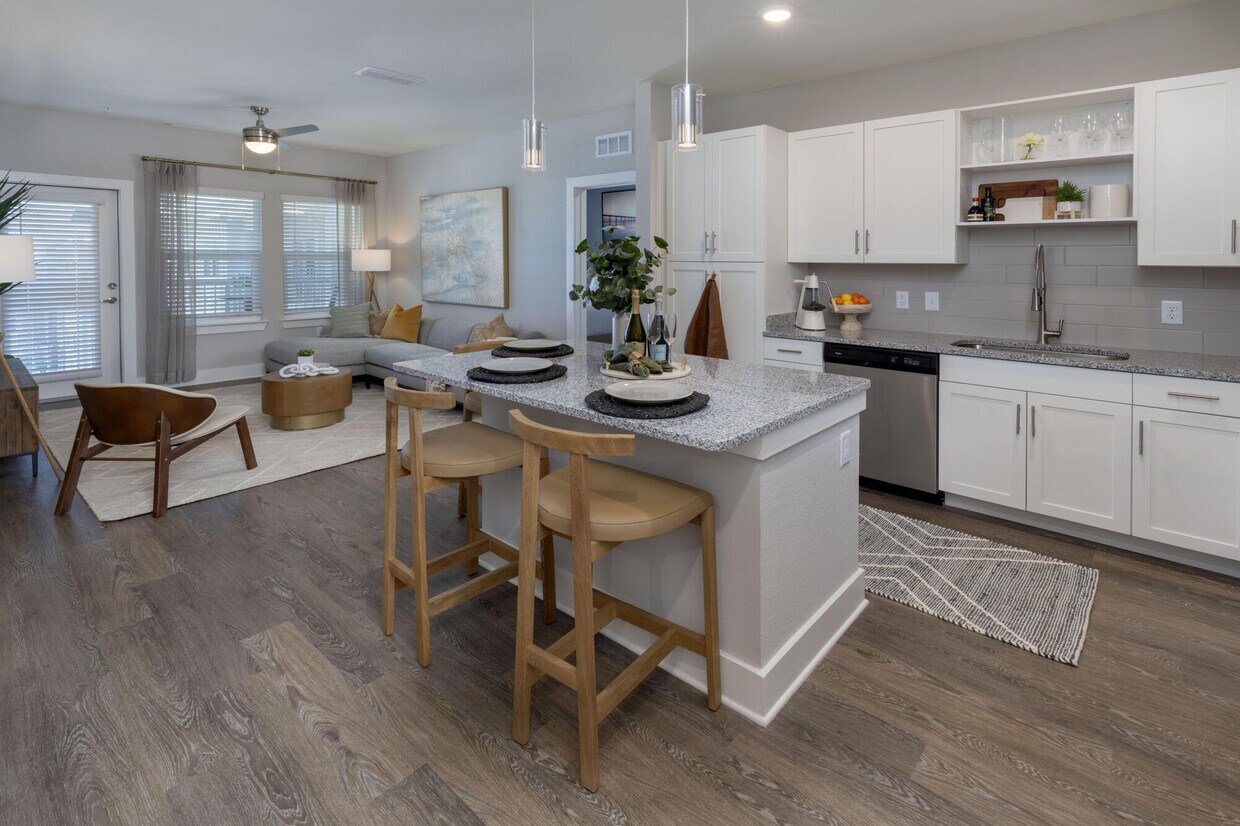 Sentosa Riverview Apartments in Riverview, FL