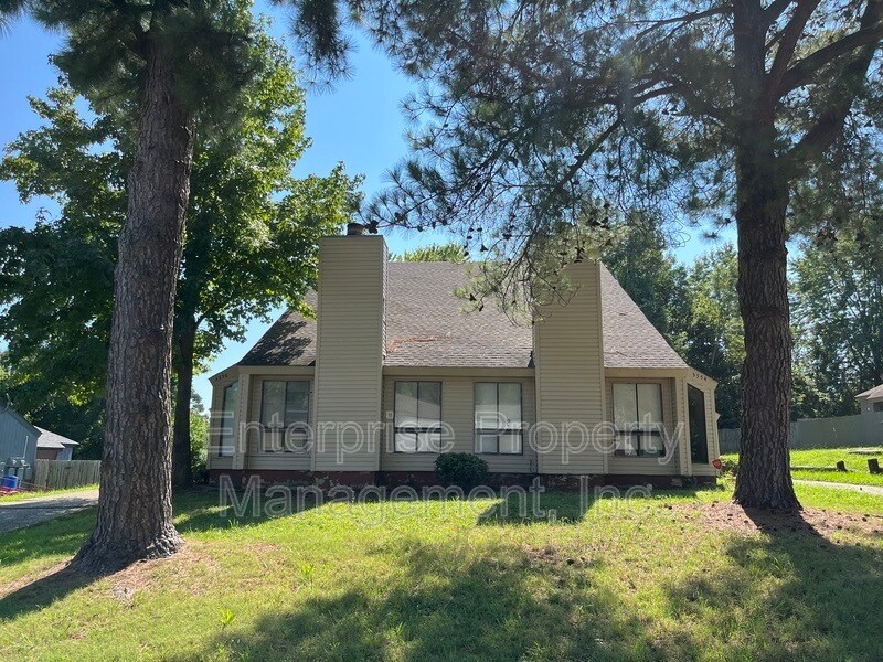 3354 Fairbanks St, Memphis, TN 38128 Townhome Rentals in Memphis TN
