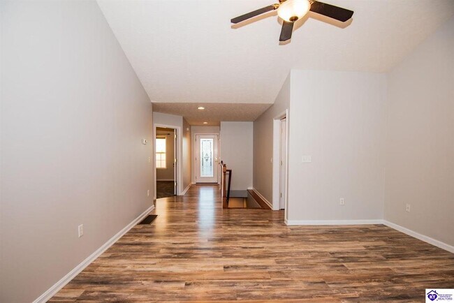 Building Photo - 605 Wind Brook Dr