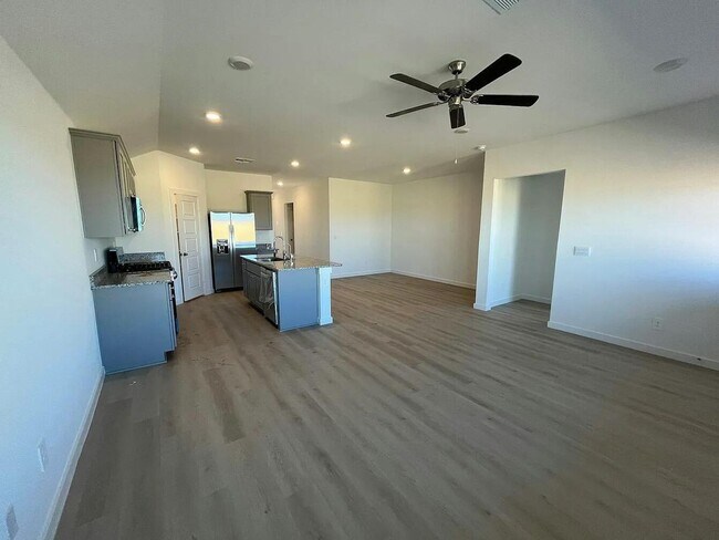 Foto del edificio - 7452 8th St